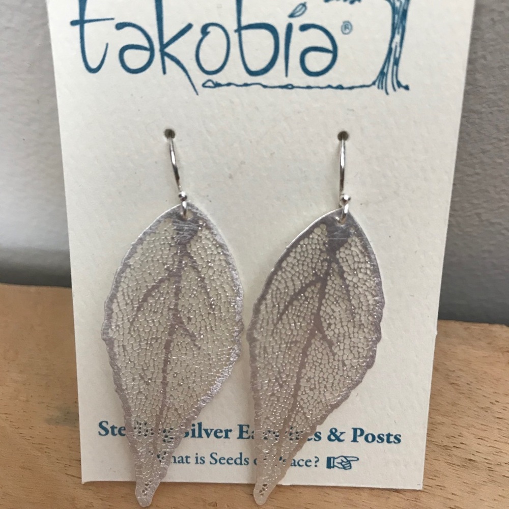 Silver Takobia Leaf Earrings